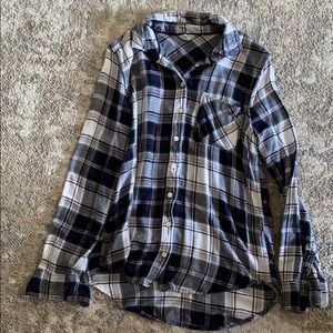 Women’s flannel shirt
